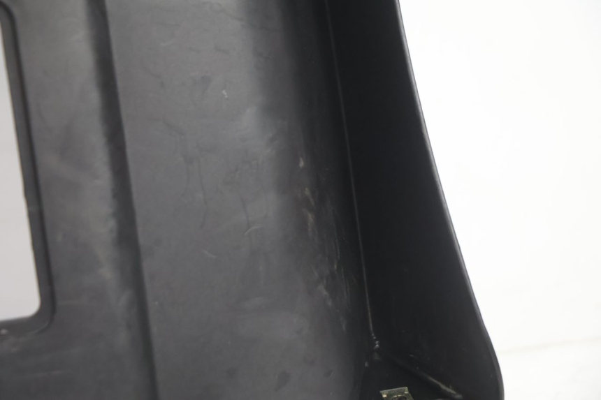 photo de PAINEL INTERIOR KYMCO AGILITY 4T 50 (2005 - 2018) - Pontos de fixação