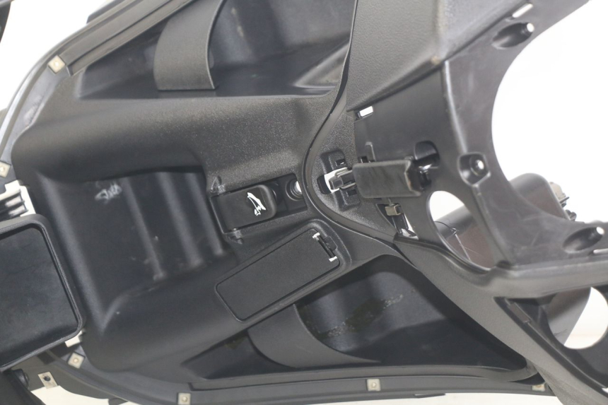 photo de PAINEL INTERIOR PIAGGIO BEVERLY 125 (2010 - 2015) - Vista do produto