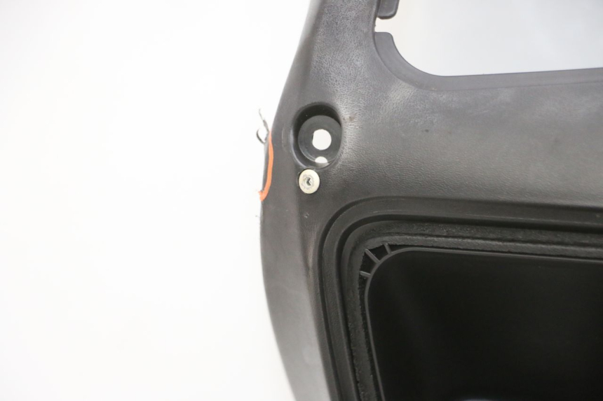 photo de PAINEL INTERIOR SUZUKI BURGMAN 125 (2007 - 2014) - Vista de perto