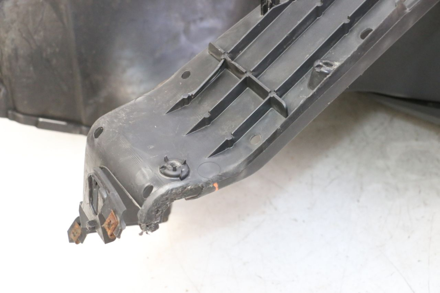 photo de PAINEL INTERIOR SUZUKI BURGMAN 125 (2007 - 2014) - Outro ângulo de visão