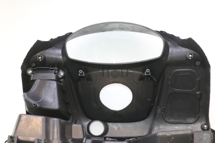 photo de PAINEL INTERIOR SUZUKI BURGMAN 125 (2007 - 2014) - Pontos de fixação