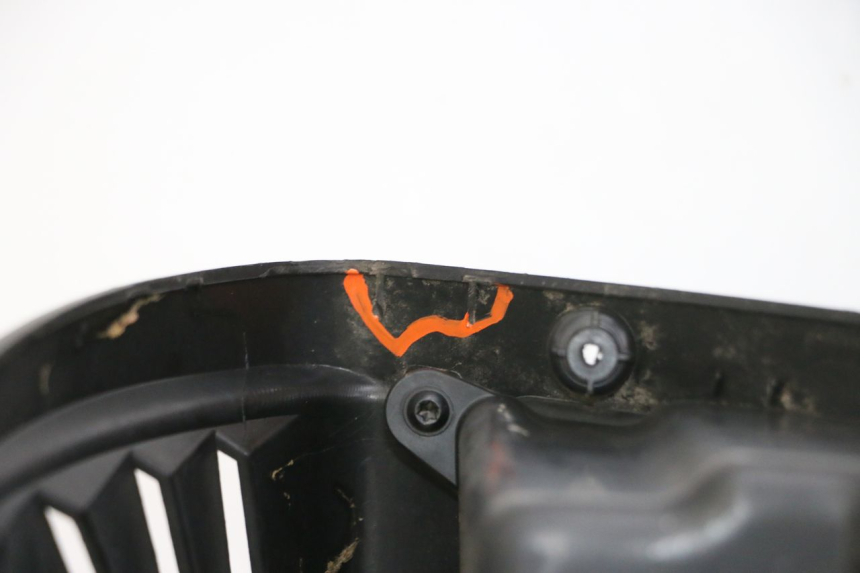 photo de PAINEL INTERIOR PEUGEOT CITYSTAR 50 (2013 - 2017) - Zoom do estado de desgaste
