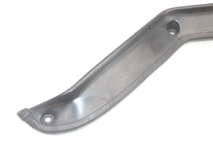photo de PAINEL INTERIOR DIREITO KAWASAKI GTR 1000 (1994 - 2004) - Detalhe da peça