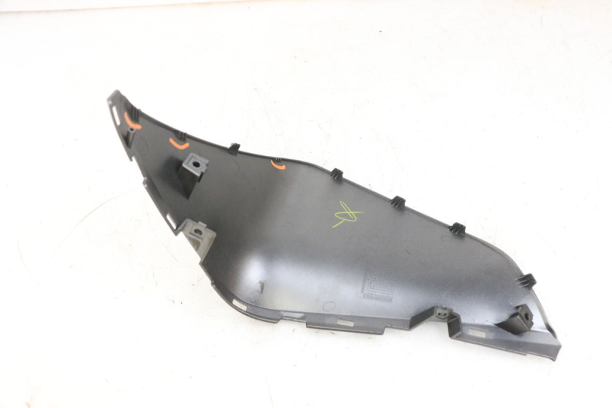 photo de PAINEL INTERIOR DIREITO YAMAHA TRICITY 300 (2020 - 2024) - Vista geral