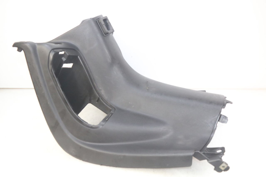 photo de PAINEL INTERIOR PEUGEOT ELYSEO 125 (1999 - 2004) - Outro ângulo de visão