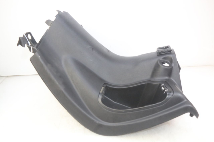 photo de PAINEL INTERIOR PEUGEOT ELYSEO 125 (1999 - 2004) - Estado da superfície