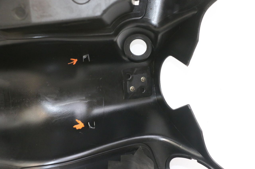 photo de PAINEL INTERIOR PEUGEOT ELYSEO 125 (1999 - 2004) - Detalhes característicos