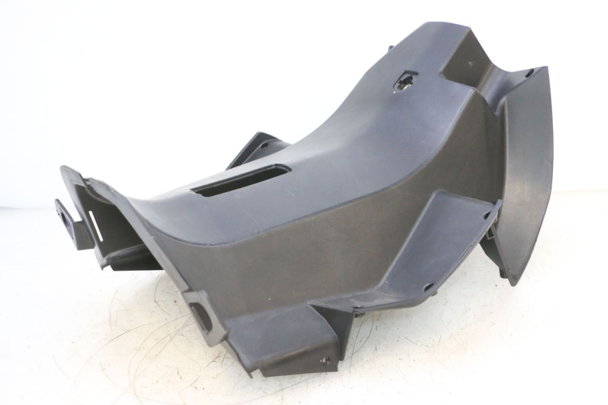 photo de TABLIER INTERIEUR KEEWAY F-ACT FACT EVO 50 (2020 - 2026) - Pontos de fixação