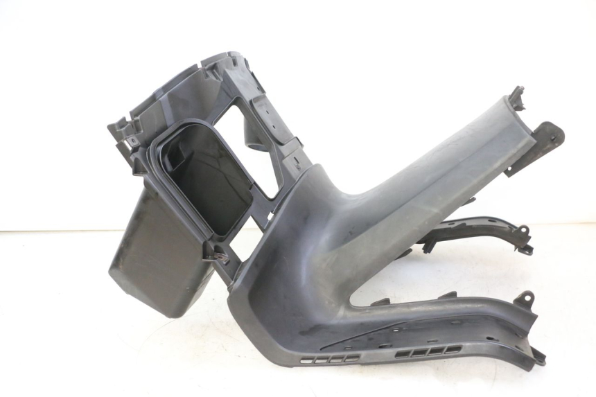 photo de PAINEL INTERIOR HONDA FES S-WING SWING ABS 125 (2007 - 2015) - Estado da superfície