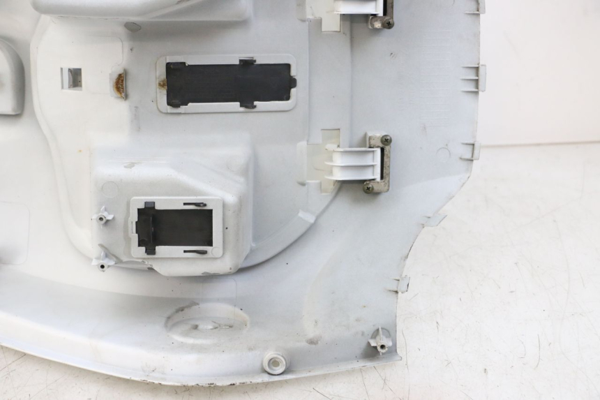 photo de PAINEL INTERIOR SYM FIDDLE 3 III 50 (2014 - 2020) - Zoom do estado de desgaste