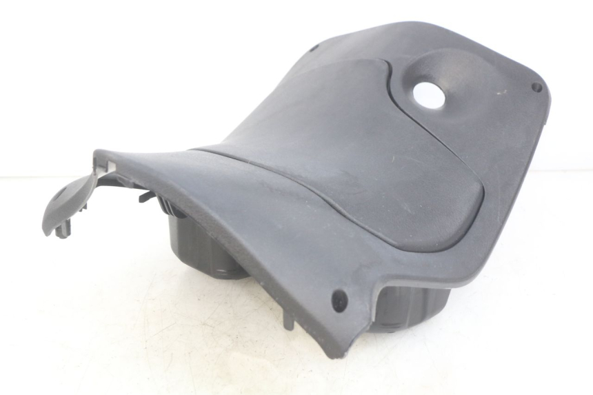 photo de PAINEL INTERIOR PIAGGIO FLY 2T 50 (2004 - 2017) - Pontos de fixação