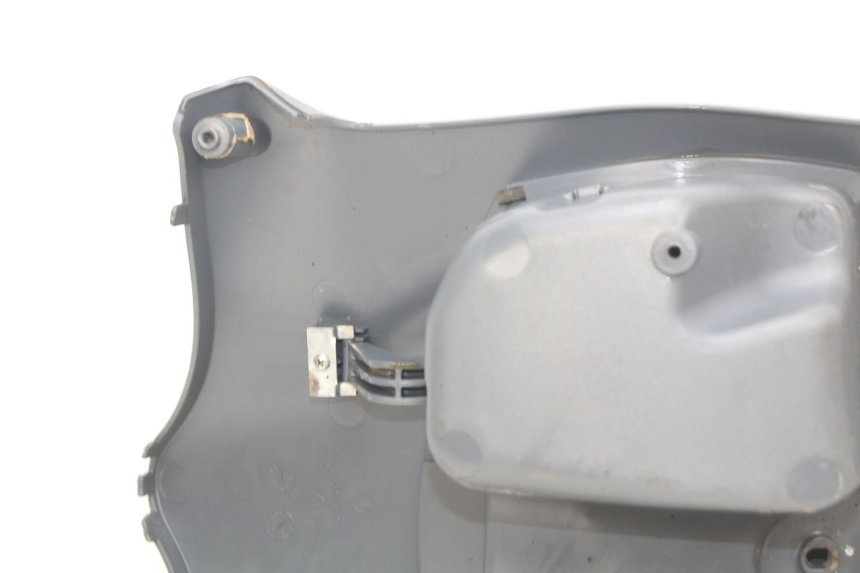 photo de PAINEL INTERIOR PIAGGIO FLY 100 (2006 - 2010) - Estado da superfície