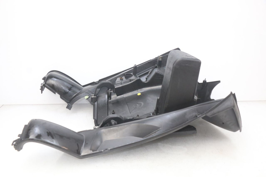 photo de PAINEL INTERIOR PEUGEOT GEOPOLIS 400 (2007 - 2013) - Detalhe da peça