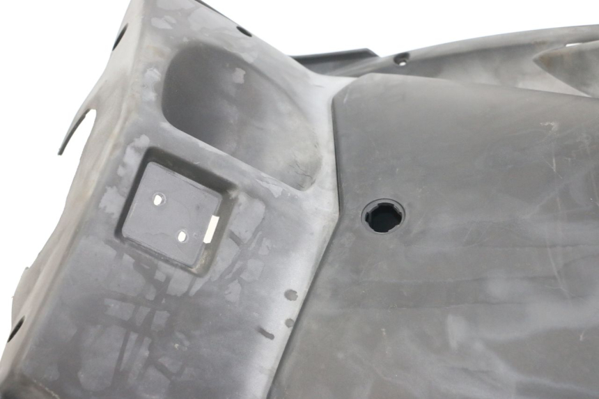 photo de PAINEL INTERIOR PEUGEOT GEOPOLIS RS 125 (2007 - 2009) - Detalhes característicos