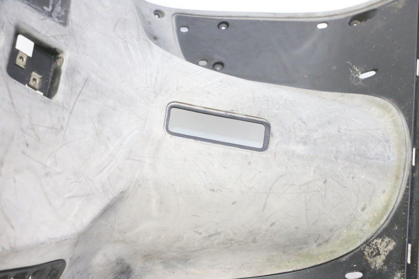 photo de PAINEL INTERIOR KYMCO GRAND DINK 125 (2008 - 2014) - Estrutura - ampliação
