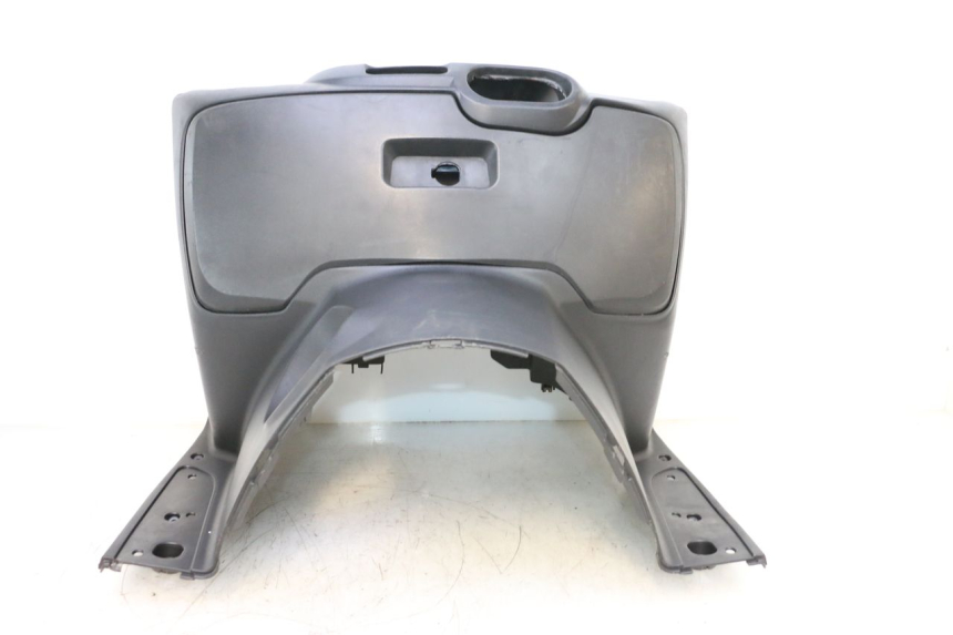 photo de PAINEL INTERIOR SYM GTS EVO 125 (2009 - 2013) - Zoom do estado de desgaste