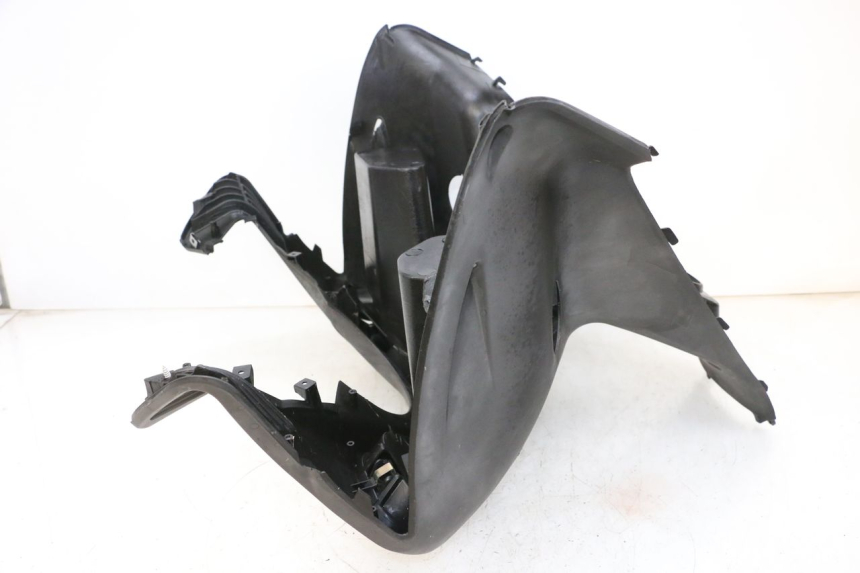 photo de PAINEL INTERIOR JM MOTORS GTS 125 (2015 - 2019) - Zoom do estado de desgaste