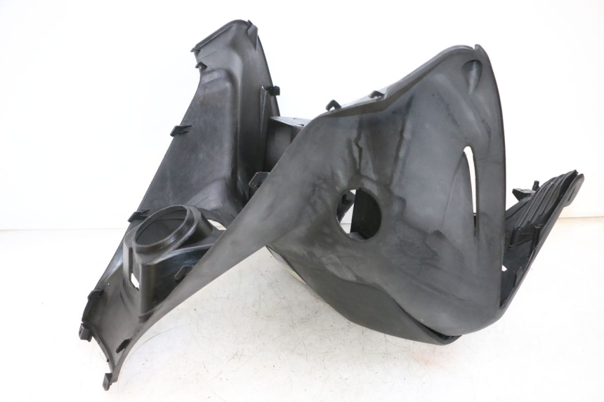 photo de PAINEL INTERIOR JM MOTORS GTS 125 (2015 - 2019) - Pontos de fixação