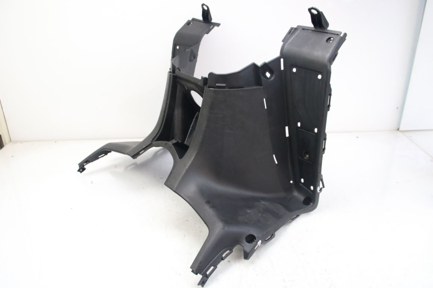 photo de PAINEL INTERIOR INFERIOR KYMCO DOWNTOWN ABS 125 (2015 - 2017) - Peça verificada