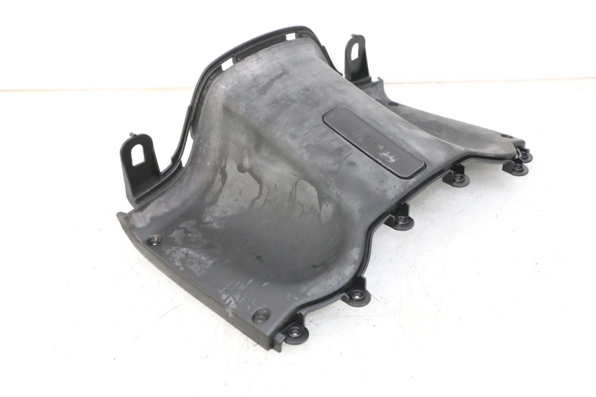 photo de PAINEL INTERIOR INFERIOR KYMCO PEOPLE S 125 (2000 - 2008) - Ampliação técnica