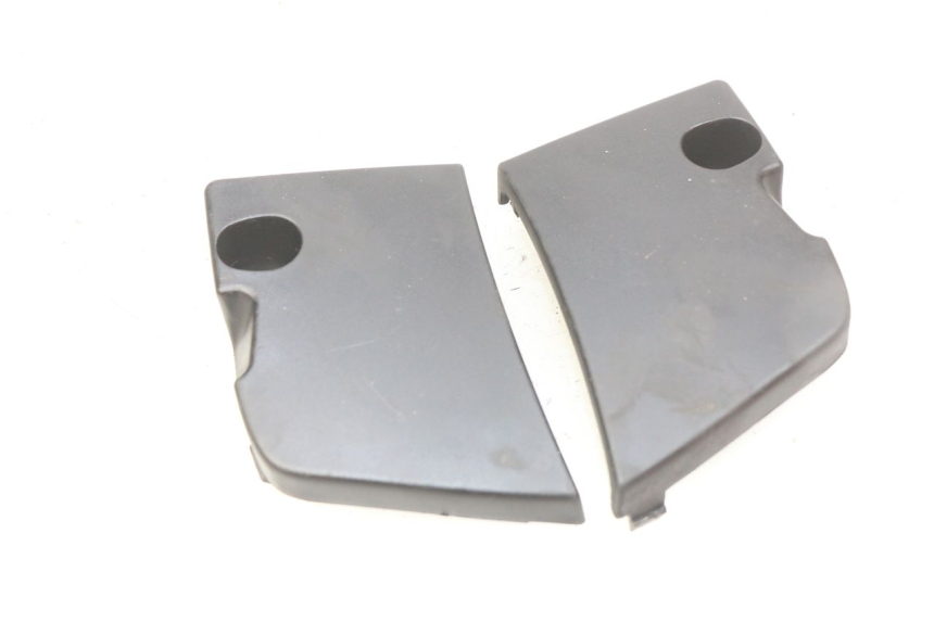 photo de PAINEL INTERIOR INFERIOR PIAGGIO VESPA PRIMAVERA 2T 50 (2013 - 2018) - Detalhe da peça