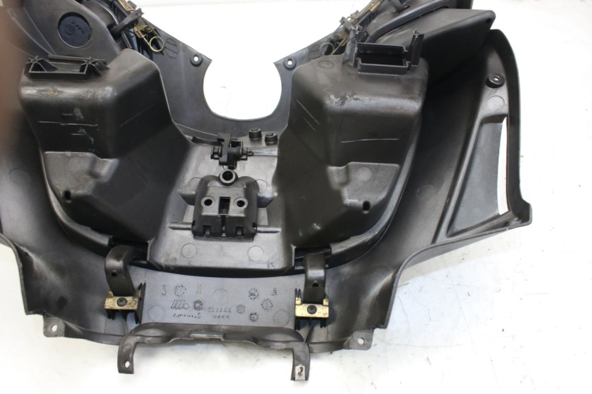 photo de PAINEL INTERIOR INFERIOR PIAGGIO X9 EVOLUTION 250 (2003 - 2007) - Estado da superfície