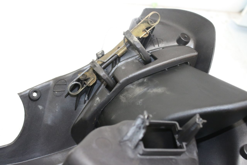 photo de PAINEL INTERIOR INFERIOR PIAGGIO X9 EVOLUTION 250 (2003 - 2007) - Peça verificada