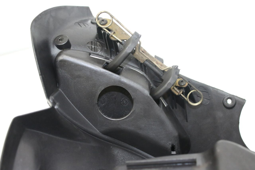 photo de PAINEL INTERIOR INFERIOR PIAGGIO X9 EVOLUTION 250 (2003 - 2007) - Marcações e referências