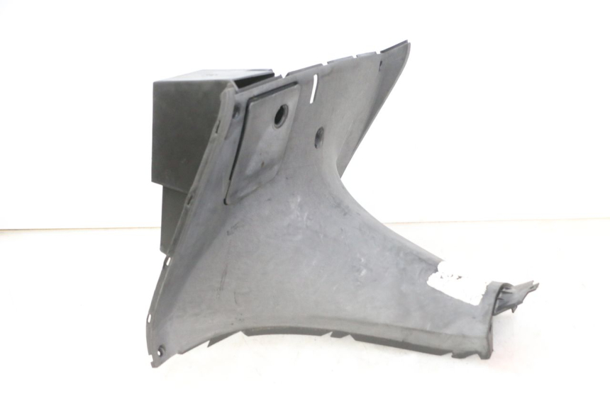 photo de PAINEL INTERIOR INFERIOR YAMAHA YP MAJESTY 125 (2007 - 2010) - Vista principal