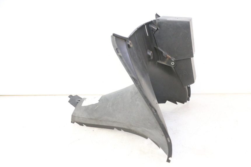 photo de PAINEL INTERIOR INFERIOR YAMAHA YP MAJESTY 125 (2007 - 2010) - Vista geral