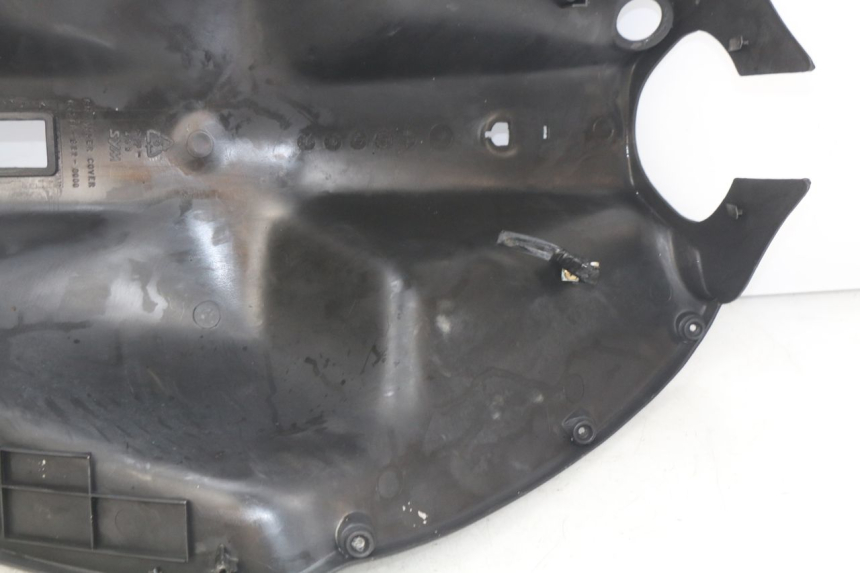 photo de PAINEL INTERIOR SYM JET EURO X 2T 50 (2003 - 2007) - Outro ângulo de visão