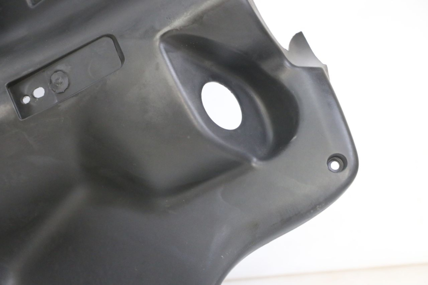 photo de PAINEL INTERIOR YAMAHA JOG R 50 (2004 - 2014) - Detalhes característicos