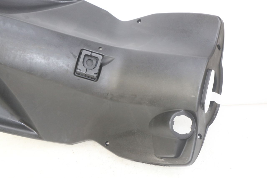 photo de PAINEL INTERIOR PEUGEOT KISBEE 2T 50 (2018 - 2022) - Pontos de fixação