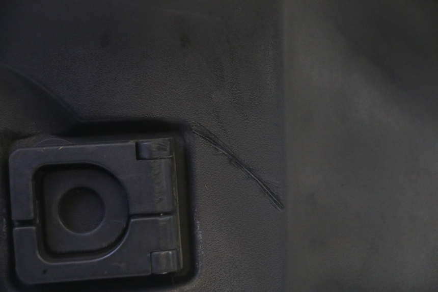 photo de PAINEL INTERIOR PEUGEOT KISBEE 4T 50 (2018 - 2022) - Pontos de fixação