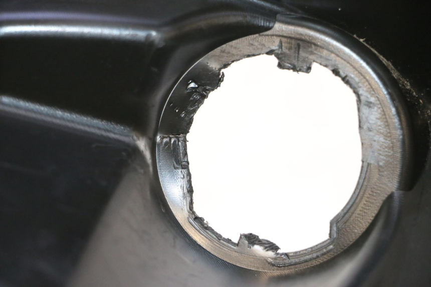 photo de AVENTAL INTERIOR PEUGEOT KISBEE 4T 50 (2023 - 2026) - Detalhe da peça