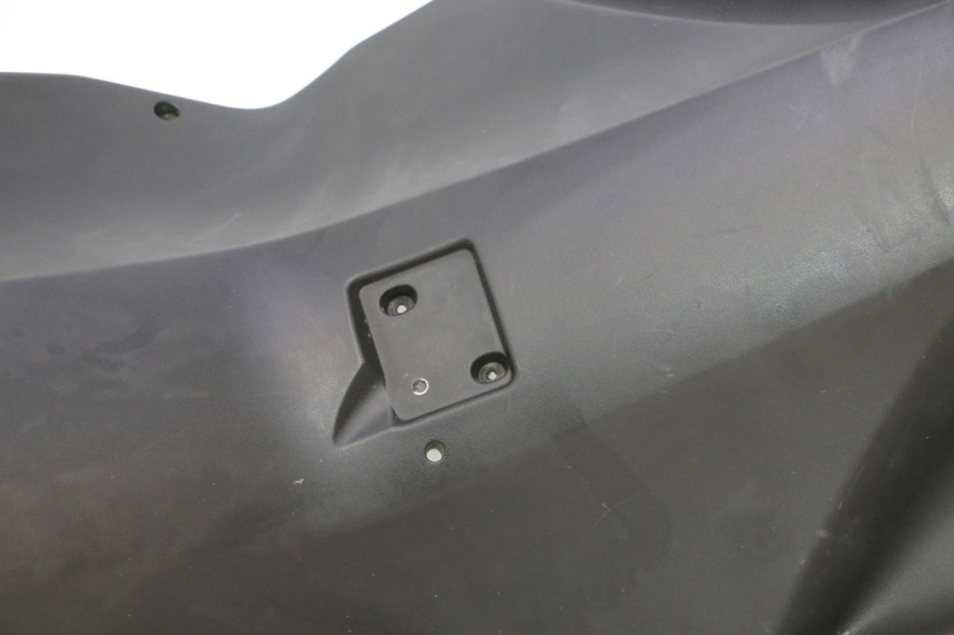 photo de AVENTAL INTERIOR PEUGEOT KISBEE 4T 50 (2023 - 2026) - Inspeção visual