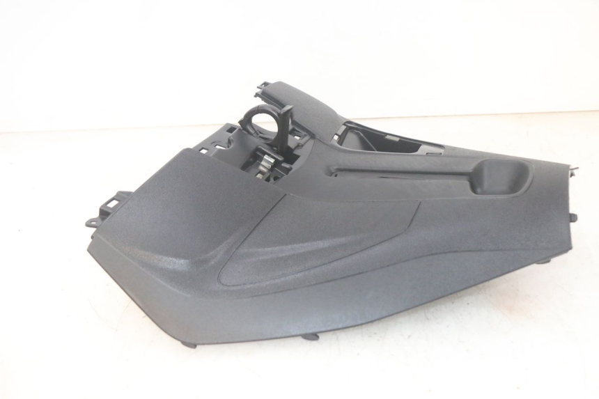 photo de PAINEL INTERIOR PIAGGIO MP3 HPE 300 (2019 - 2026) - Peça verificada