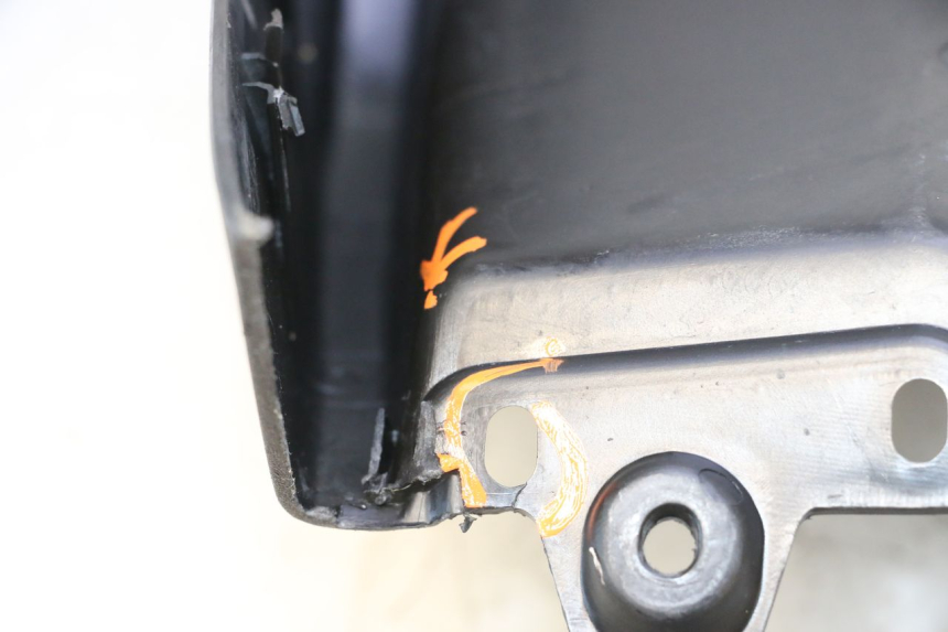 photo de PAINEL INTERIOR PIAGGIO MP3 RL 250 (2006 - 2010) - Detalhe da peça