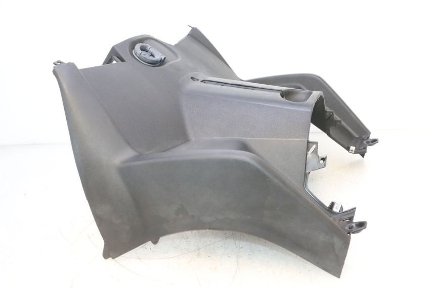 photo de PAINEL INTERIOR PIAGGIO MP3 RL 250 (2006 - 2010) - Detalhes característicos