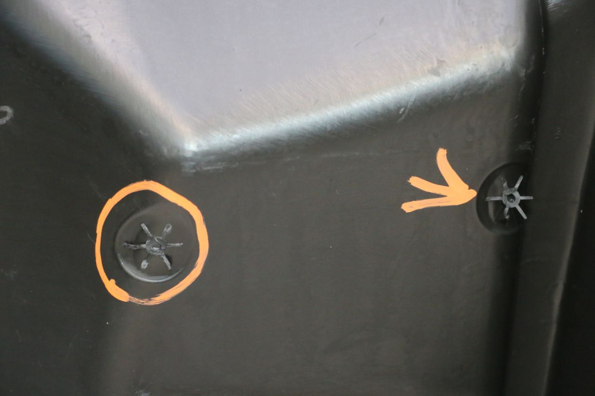 photo de PAINEL INTERIOR PIAGGIO MP3 RL 250 (2006 - 2010) - Marcações e referências