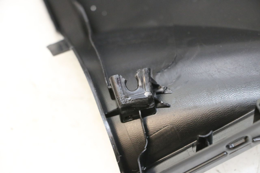 photo de PAINEL INTERIOR YAMAHA NEO'S CORE 1 (2022 - 2026) - Vista de perto