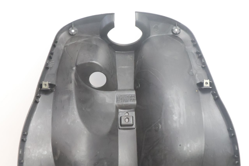 photo de AVENTAL INTERIOR YAMAHA NEO'S NEOS 2T 50 (1998 - 2007) - Detalhes característicos