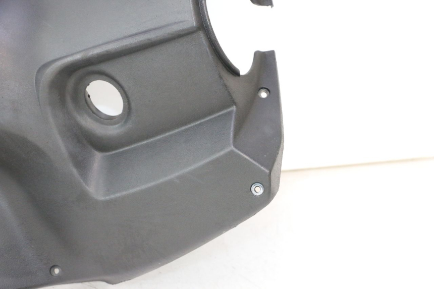 photo de PAINEL INTERIOR PIAGGIO NEW TYPHOON 50 (2018 - 2021) - Zoom do estado de desgaste