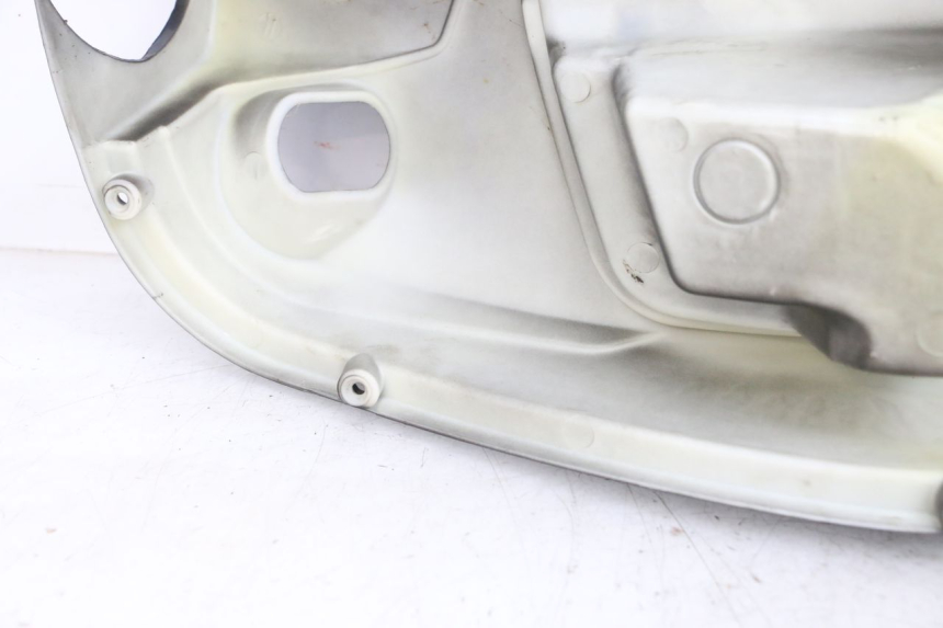 photo de PAINEL INTERIOR JM MOTORS OLDIES GT 4T 50 (2018 - 2025) - Pontos de fixação