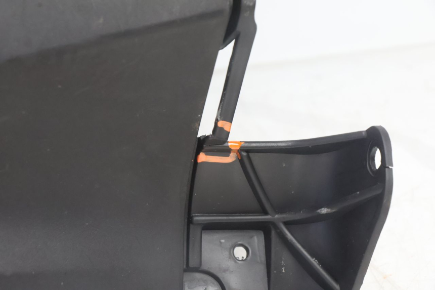 photo de PAINEL INTERIOR SYM ORBIT 2 4T 50 (2008 - 2017) - Estado da superfície