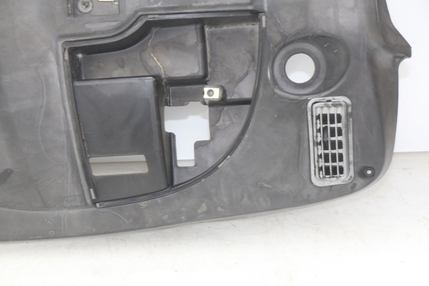 photo de PAINEL INTERIOR KYMCO PEOPLE 250 (2004 - 2008) - Estado da superfície