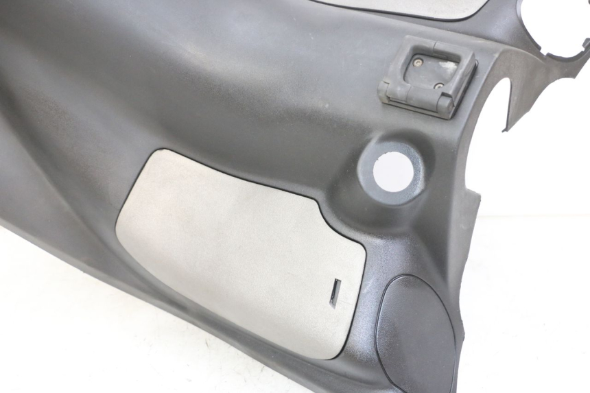 photo de PAINEL INTERIOR PEUGEOT ELYSTAR 125 (2002 - 2007) - Vista de perto