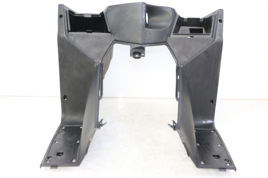 photo de PAINEL INTERIOR PEUGEOT SATELIS COMPRESSOR K15 125 (2006 - 2009) - Vista de perto