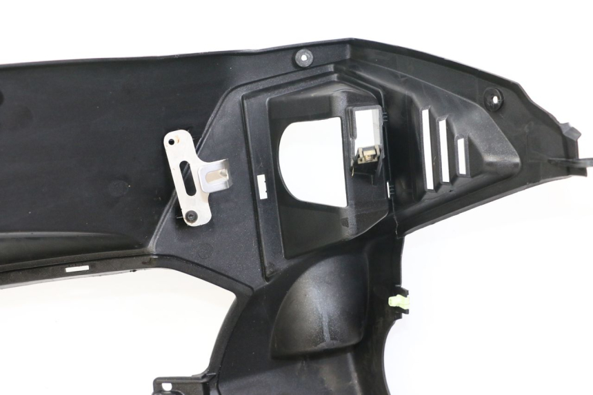 photo de PAINEL INTERIOR PEUGEOT SATELIS COMPRESSOR K15 125 (2006 - 2009) - Estado da superfície