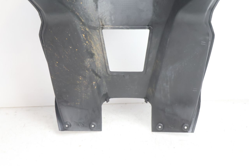 photo de AVENTAL INTERIOR RAZZO QTR 50 (2011 - 2018) - Pontos de fixação